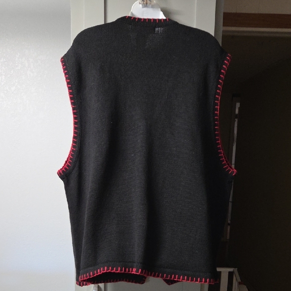 Black Vest with Red Floral Embroidery - Picture 3 of 5